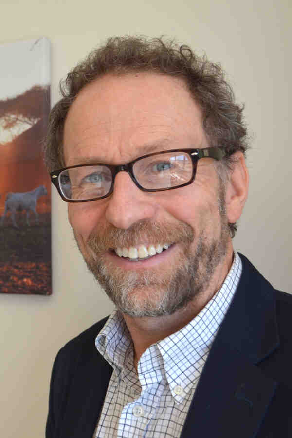 portrait of Peter Rabinowitz